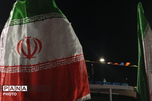 بانوان در خط مقدم حضور مردمی؛ گزارش تصویری رژه حماسی جان‌فدا