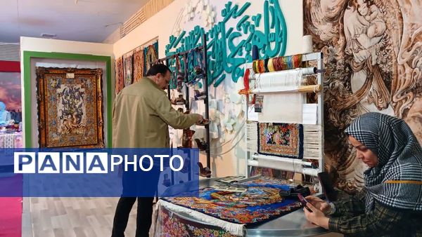 بازدید از غرفه‌های نمایشگاه اقتصاد مقاومتی در قم