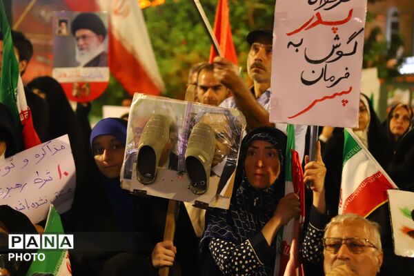 بازتاب حضور گسترده جامعه فرهنگی تبریز در سالگرد شهدای دفاع مقدس ۱۲روزه