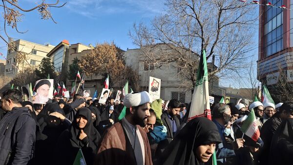 جلوه‌های باشکوه حضور مردم قم در راهپیمایی ۲۲ دی