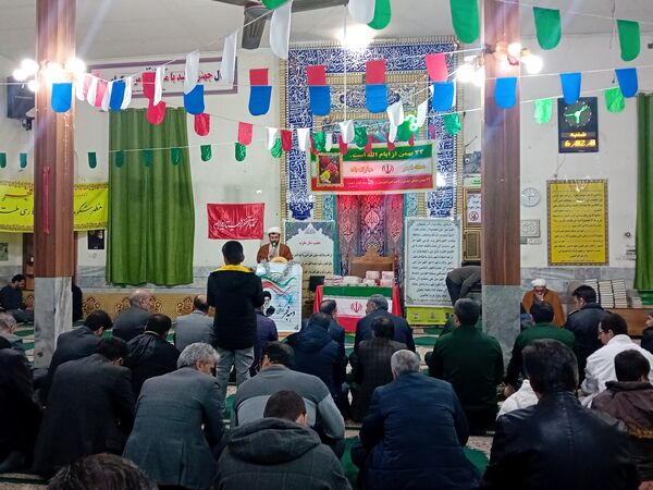 مراسم جشن دهه فجر در مسجد پنج تن آل عبا