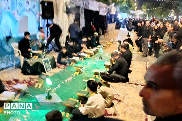 محفل انس با قرآن دانش‌آموزی در بزرگداشت مقام رهبر شهید در بجنورد