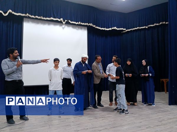 جشن میلاد حضرت زینب(س) و روز پرستار در سالن ارشاد حاجی‌آباد