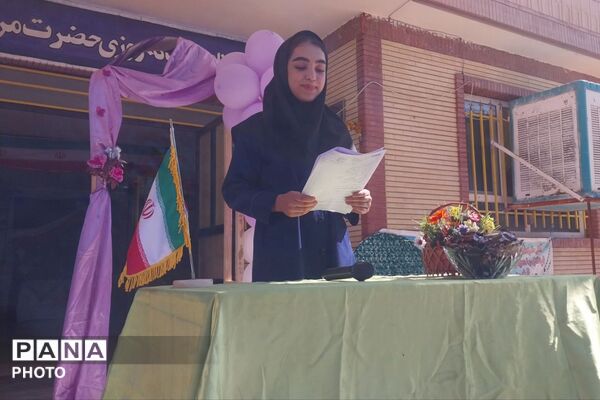 قاب‌های اولین روز مدرسه در دبیرستان حضرت مریم