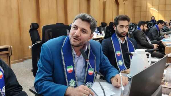 نشست هم‌اندیشی مسئولان سازمان دانش‌آموزی استان فارس روز دوم