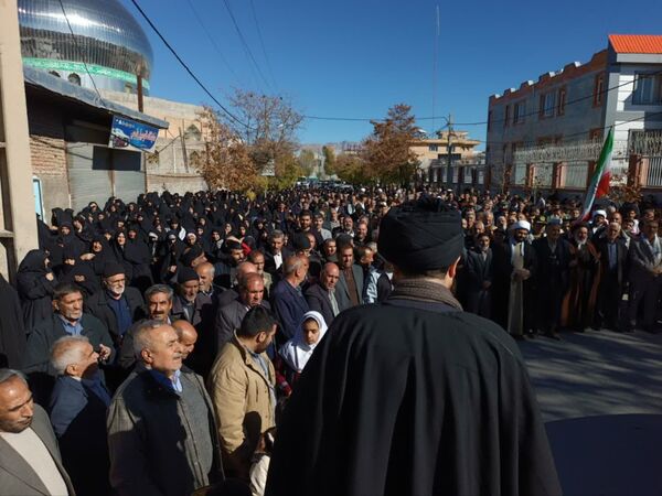 راهپیمایی جمعهٔ خشم در شهرستان نورآباد