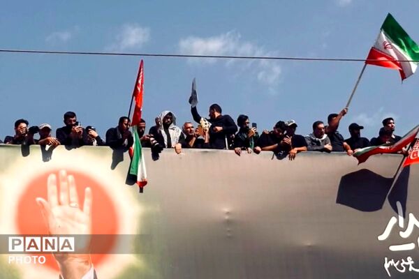وقتی ایران، آسمان را به آغوش کشید
