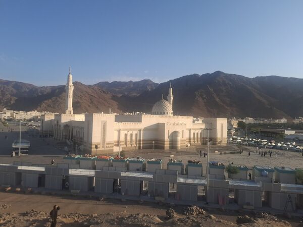 مدینه مقصد اول دانش‌آموزان زائر