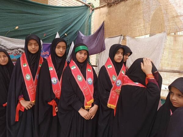 فریاد استکبار ستیزی دانش آموزان در حمایت از مظلومان