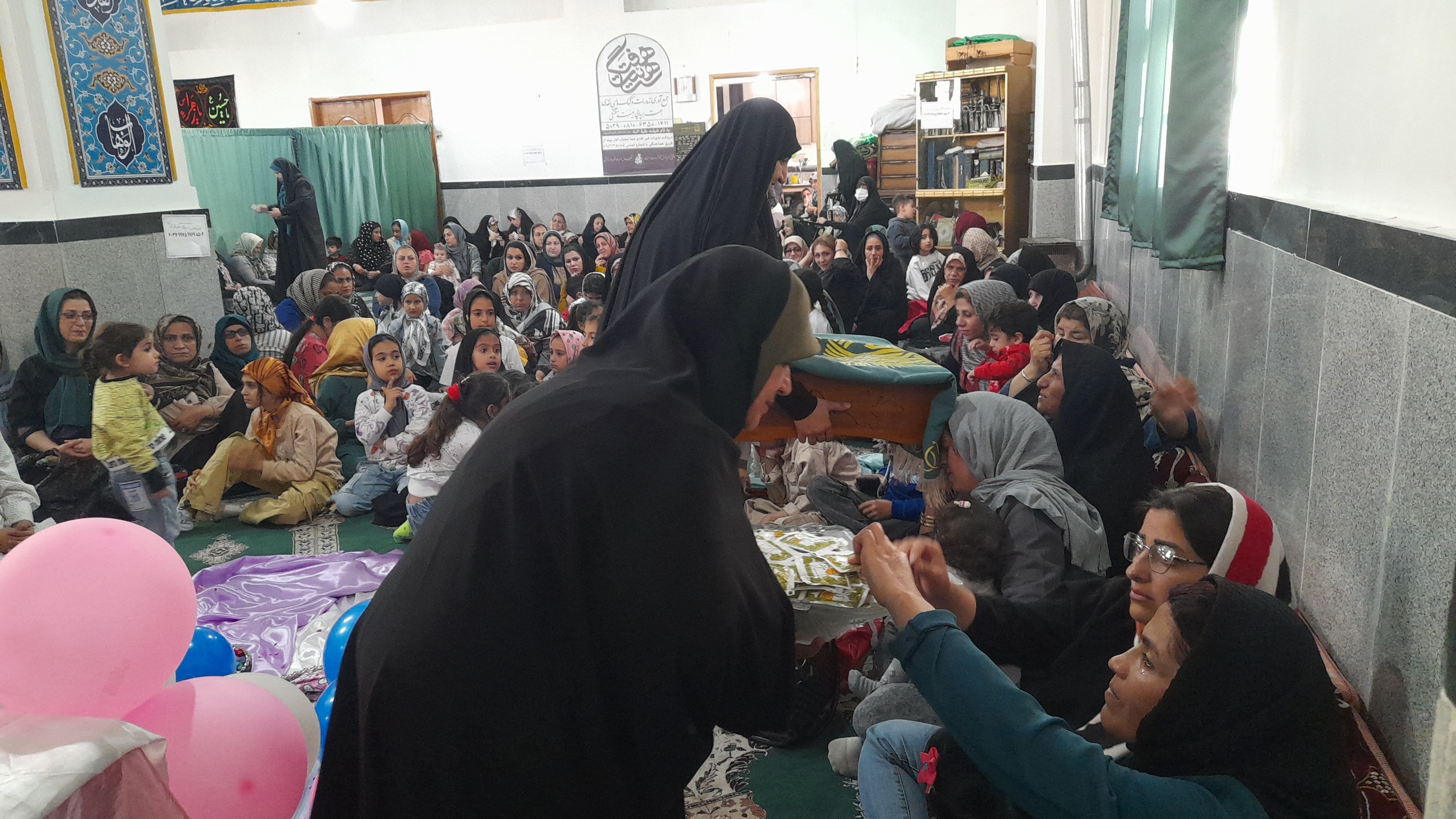 مراسم جشن دهه کرامت و استقبال از پرچم حرم رضوی در شهرستان‌فیروزکوه