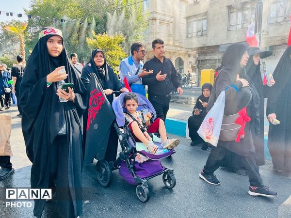 تجلیِ شکوهِ ایمان در مسیرِ عاشقی؛ تهران یکپارچه غرق در سوگِ اربعین