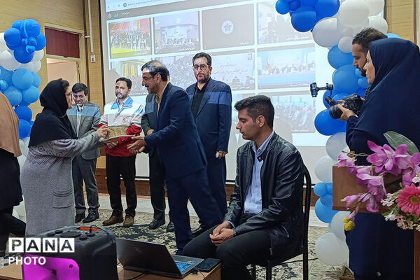 تقدیر از سفیران سلامت خراسان شمالی 