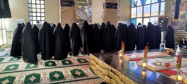 دانش‌آموزان سه منطقه چهارمحال‌وبختیاری به مناطق عملیاتی غرب کشور اعزام شدند