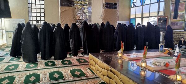 دانش‌آموزان سه منطقه چهارمحال‌وبختیاری به مناطق عملیاتی غرب کشور اعزام شدند