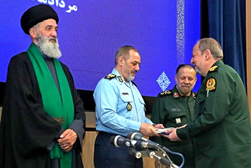 سردار «ابن الرضا» جانشین وزیر دفاع شد