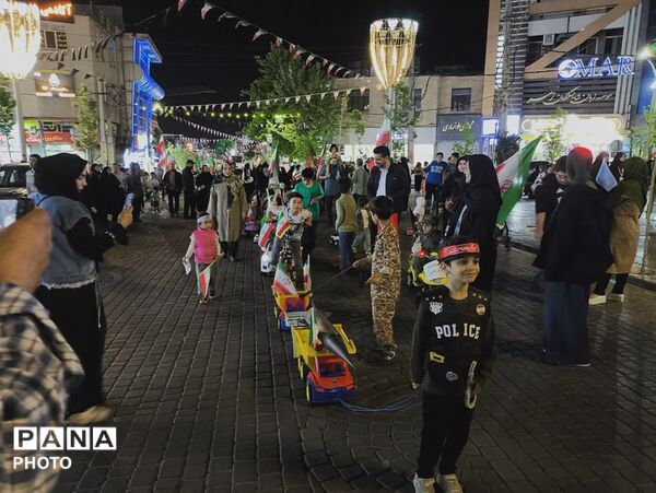 حرکت خودرویی سربازان 1400 پای کار انقلاب