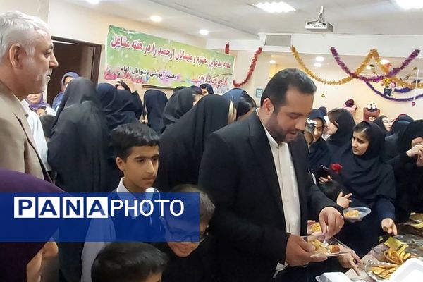 برگزاری جشنواره غذا در آموزشگاه الهام ناحیه دو شهرری 
