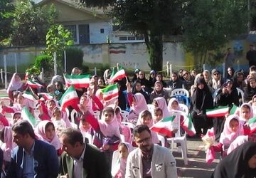 زنگ شکوفه‌ها در فومن