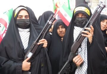 جشن روز دختر به یاد «ستارگان خاموش‌شده میناب» در نورآباد