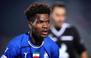 پرونده مجهول اندونگ در استقلال/ موضع مدیریت باشگاه نسبت به وضعیت هافبک گابنیایی