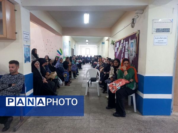 عطر شکوفه‌های پاییزی در املش