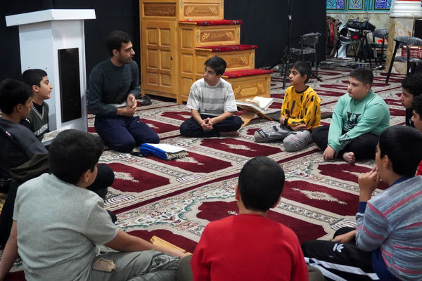 کانون اشراق، میزبان اعتکاف دانش‌آموزی در مسجد جامع بازار