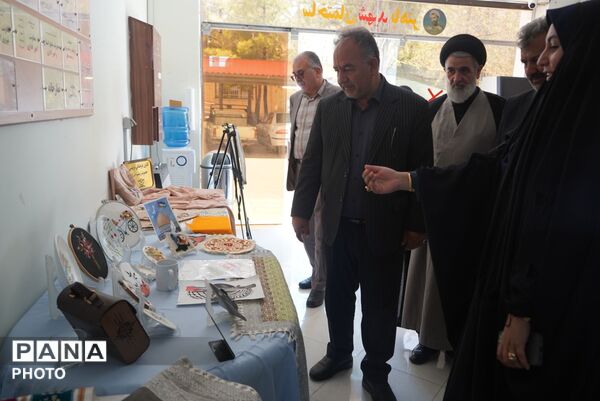 افتتاح نمایشگاه دست سازه های اوقات فراغت در بیرجند