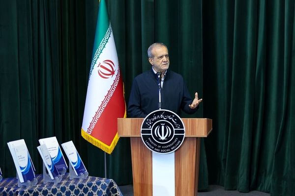 پزشکیان: اجرای عدالت نیازمند همکاری، همدلی، باور و اعتقاد است