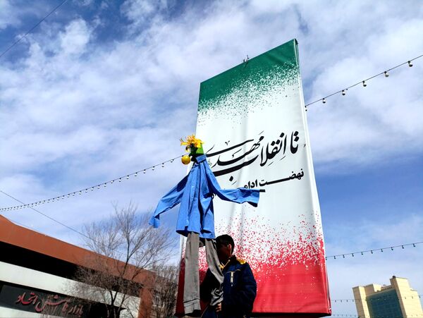 ۲۲ بهمن؛ خیابان‌ها صحنه تجدید بیعت ملت با آرمان‌های انقلاب