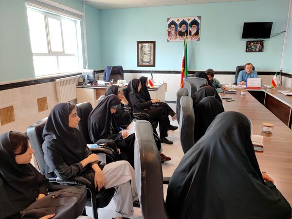 تقدیر از دانش‌آموز خبرنگاران پانا در شهرستان سملقان