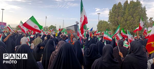 خروش حماسی مردم انقلابی بندرعباس در تجدید میثاق با رهبر جدید انقلاب اسلامی