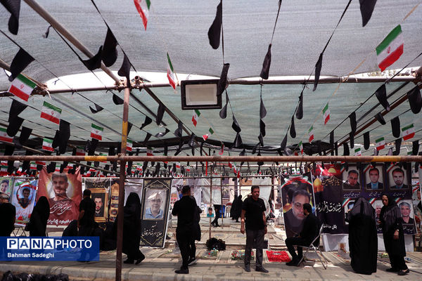 حال و هوای ظهر عاشورا در قطعه شهدای جنگ تحمیلی رژیم صهیونیستی