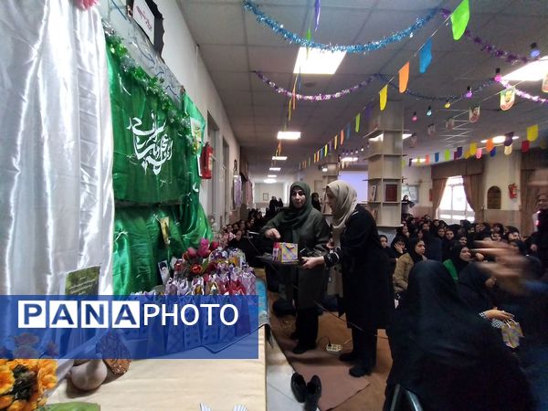 جشن نیمه‌شعبان در دبیرستان شاهد ارض اقدس ناحیه۳ مشهد