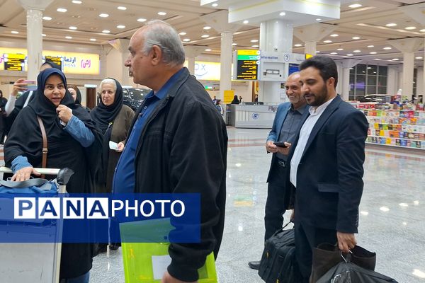  اردوی پیشتازان فارس به حرم مطهر امام رضا (ع)