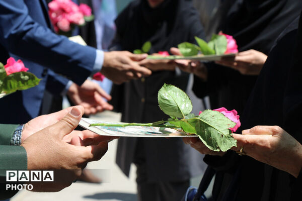 آیین نواختن زنگ سپاس معلم در شهرستان سملقان