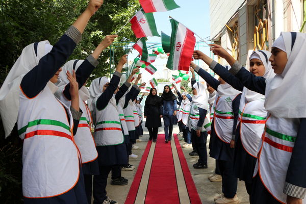 افتتاحیه کافه دخترانه «تجربه» 