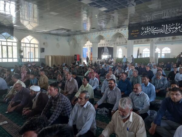 نماز جمعه ای متفاوت با بوی خون خبرنگاران شهید
