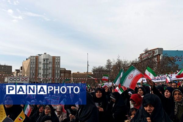 22بهمن در اسلامشهر؛ حماسه‌ای از جنس حضور