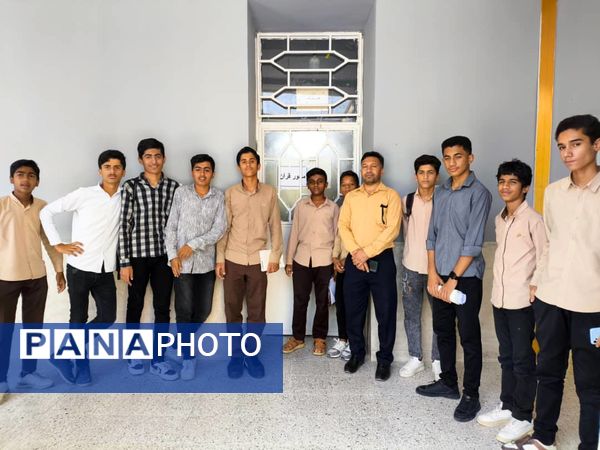 نمایش خلاقیت و استعداد نوجوانان 