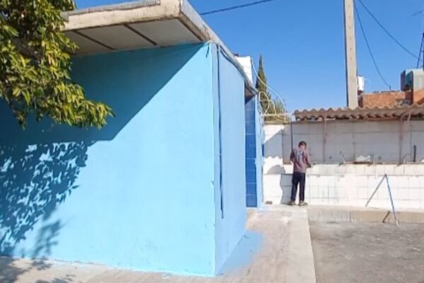 بچه‌ها پای کار زیبا سازی مدارس کم برخوردار در راستای عدالت آموزشی 