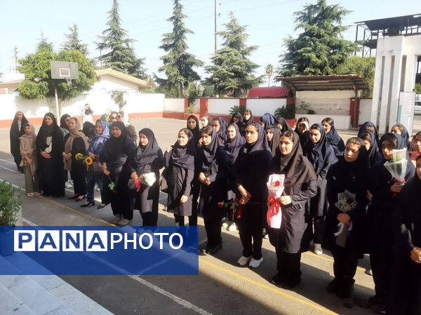 مانور بازگشایی مدارس عباس آباد 