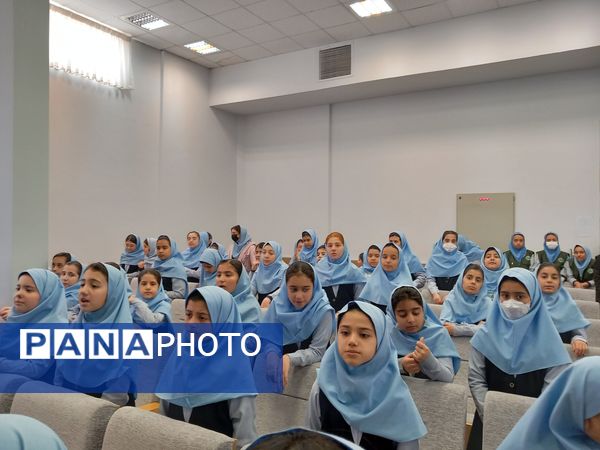  مراسم هفته سلامت در دبستان آرمینه مصلی نژاد ناحیه ۶ مشهد