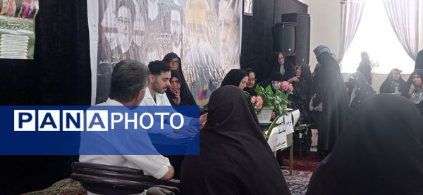 در سالروز شهادت شهید خدمت،میز خدمت در شهر نسر برپا شد