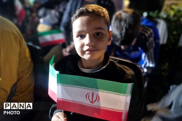 مراسم بیتاب میناب همزمان با برپایی موکب فرهنگیان و دانش‌آموزان قرچک 