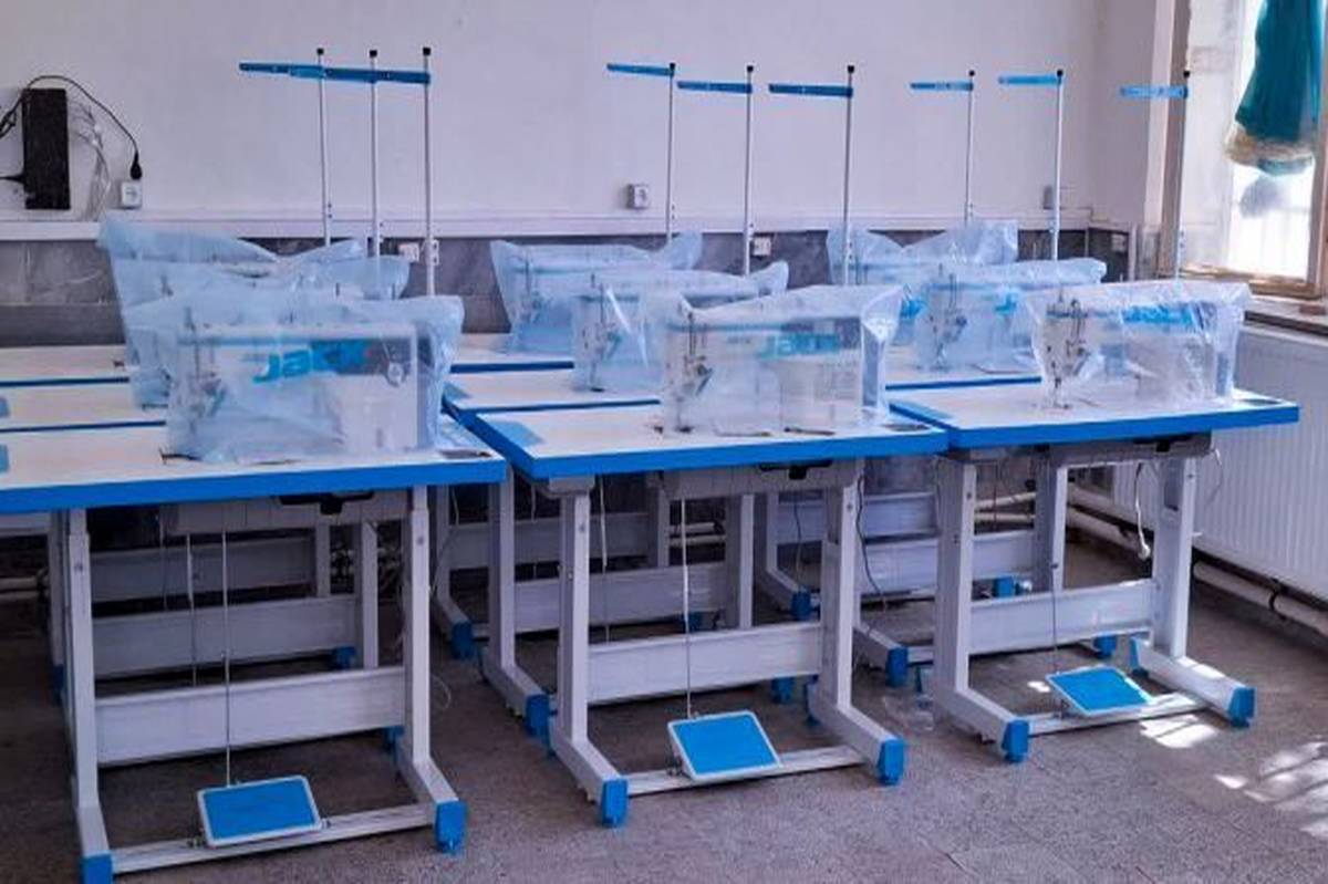 دو هنرستان‌ فنی و حرفه‌ای گناباد با ۱۵ میلیارد تومان امکانات آموزشی تجهیز شد