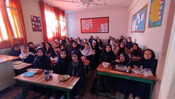 ۱۳ آبان روز دانش آموز و شهادت حضرت فاطمه زهرا در مدرسه مهندس رحمانی فرد ناحیه ۱ مشهد مقدس