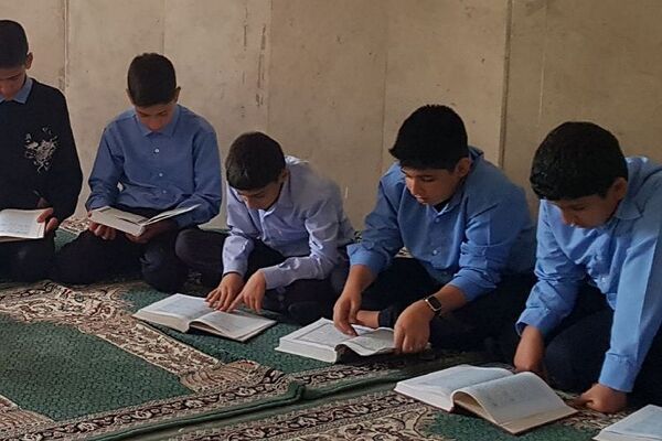 محافل انس با قرآن با یاد شهید سیدحسن‌نصرالله در مدارس رودهن 