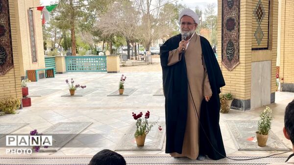 برگزاری همایش «بانوان پای کار ایران» در ابرکوه