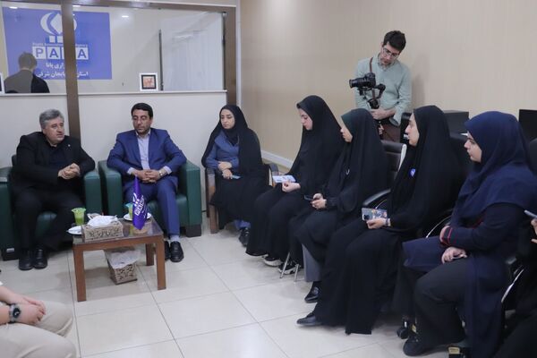 حضور مدیرکل فرهنگ و ارشاد اسلامی آذربایجان شرقی در دفتر خبرگزاری پانا استان به‌مناسبت روز خبرنگار