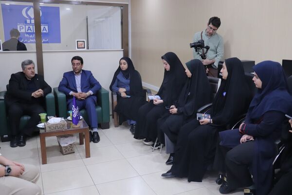 حضور مدیرکل فرهنگ و ارشاد اسلامی آذربایجان شرقی در دفتر خبرگزاری پانا استان به‌مناسبت روز خبرنگار